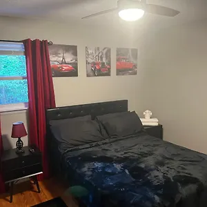 Villa Serene Retreat! 420 Friendly In Designated Area, 3 Minutes To Downtown, Richmond